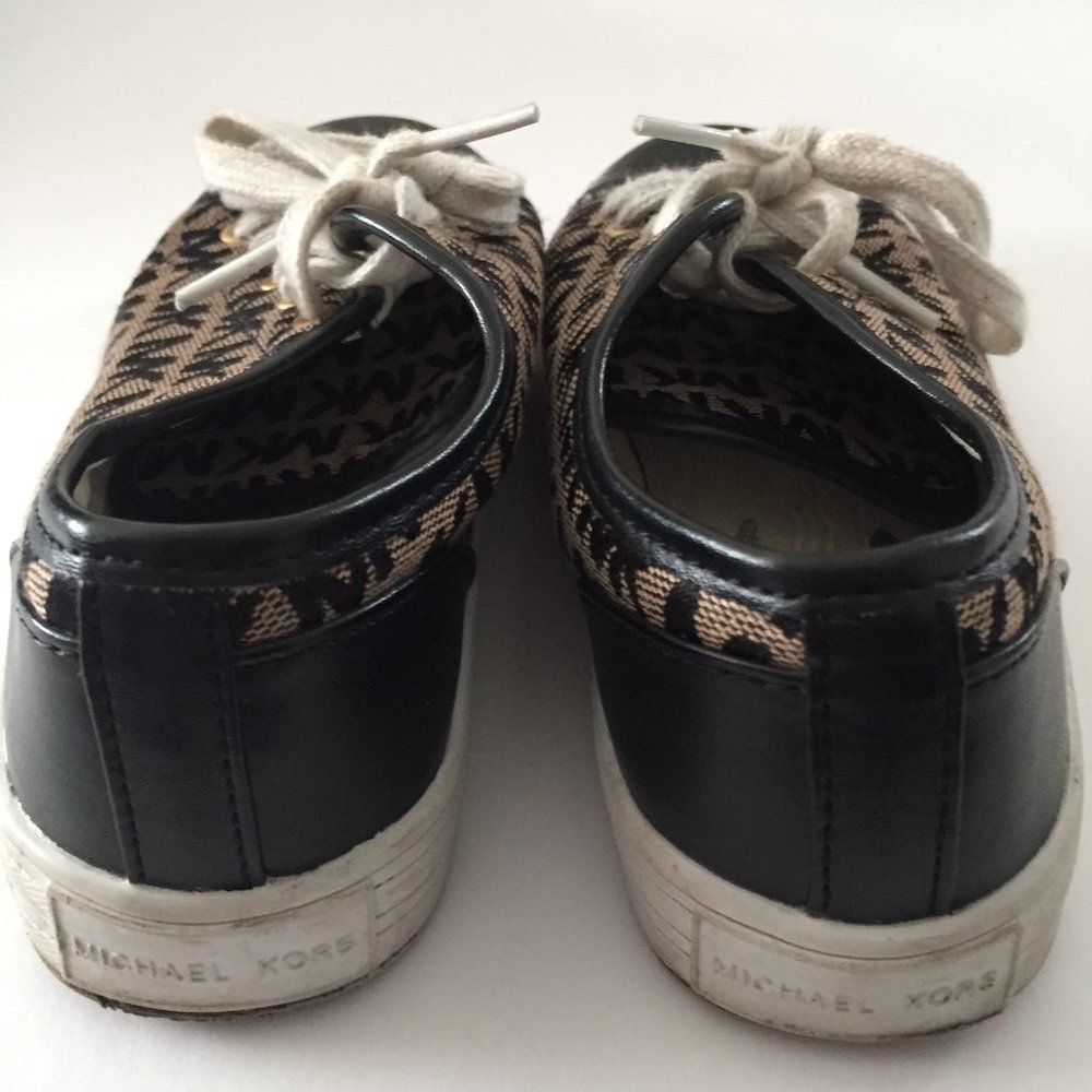 Michael Kors Logo Girl's Sneakers Size 1 - Picture 5 of 7